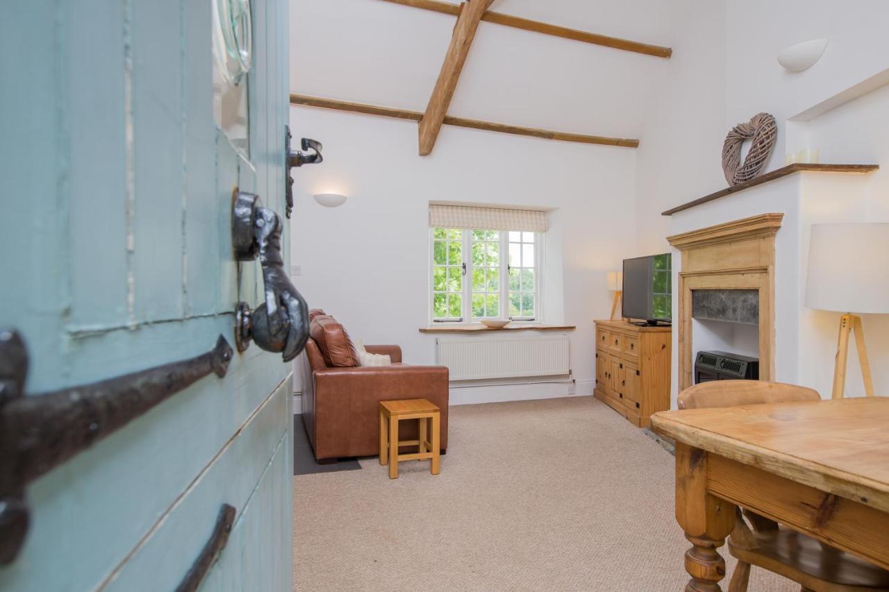 Kingston Estate Villa Staverton  Bagian luar foto